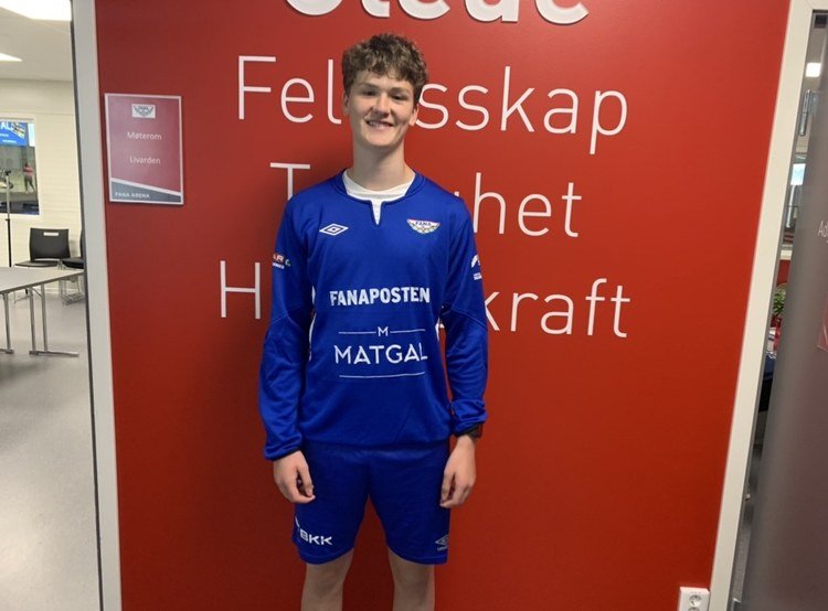 Eirik Gautestad Norheim fikk frokost fra Spar Bønes etter endt trening.