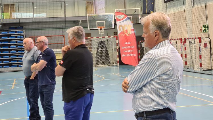 Møte med Jonas Gahr Støre i Fana Arena/Foto: Fana IL