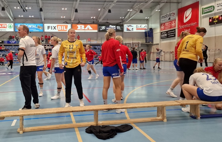 Oda i ny rolle