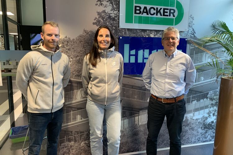 Leder for Fana IL E-sport Michael Sæther, marked og kommunikasjonssjef i Fana IL, Lene Stuhr og daglig leder i Backer, Atle Sylvarnes.